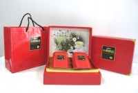 本店提供多樣式禮盒包裝，由客戶依需求自行選用‧既經濟又環保。