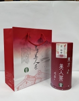 茶葉白毫肥大，葉身呈白、綠、黃、紅、褐五色相間， 鮮豔可愛，有濃濃的果香或是蜂蜜香，西方飲茶人士譽 之為東方美人（Oriental Beauty）